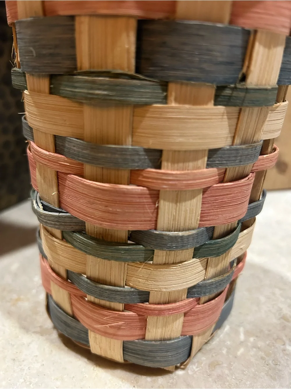 Vintage single-handled woven splint wood wine basket